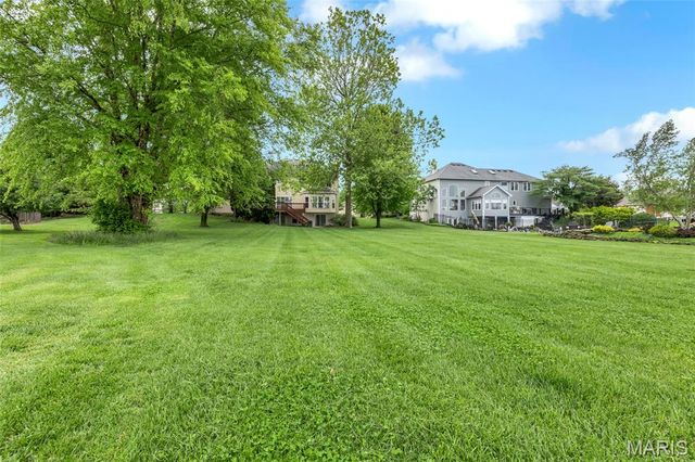 1145 Stonewolf Trail, Fairview Heights, IL 62208