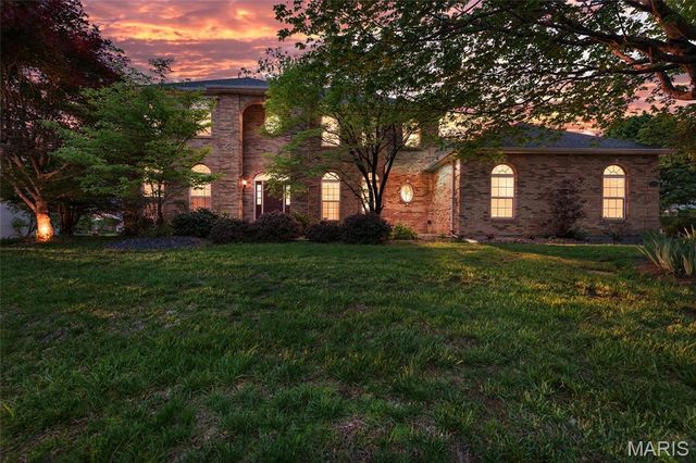 1145 Stonewolf Trail, Fairview Heights, IL 62208