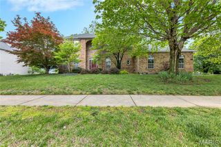 1145 Stonewolf Trail, Fairview Heights, IL 62208