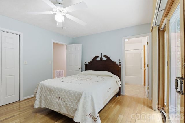 15 Valley Street, Granite Falls, NC 28630