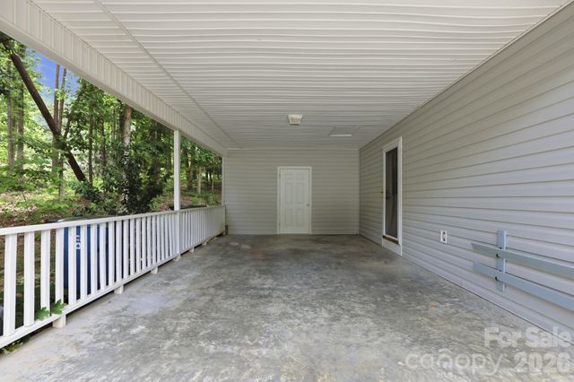 15 Valley Street, Granite Falls, NC 28630