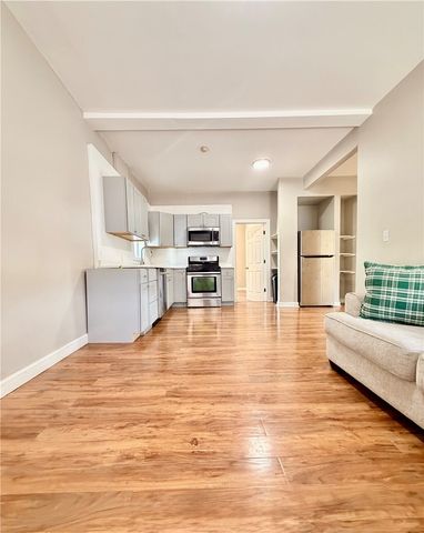 664 Plainfield Street, Providence, RI 02909