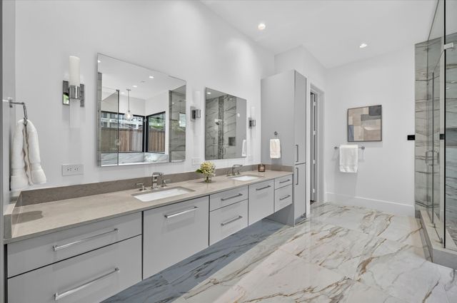 6466 Royal Lane, Dallas, TX 75230