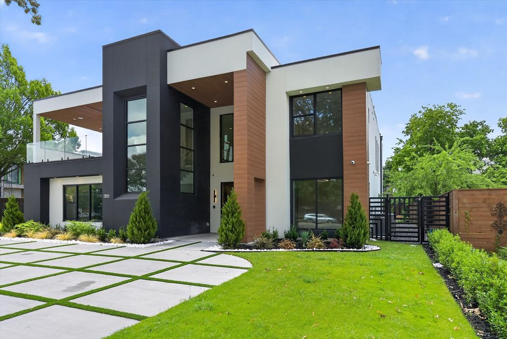 6466 Royal Lane, Dallas, TX 75230