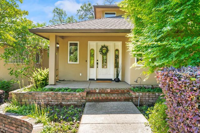 8218 Finisterre Ct, Fair Oaks, CA 95628