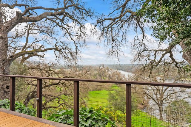 8218 Finisterre Ct, Fair Oaks, CA 95628