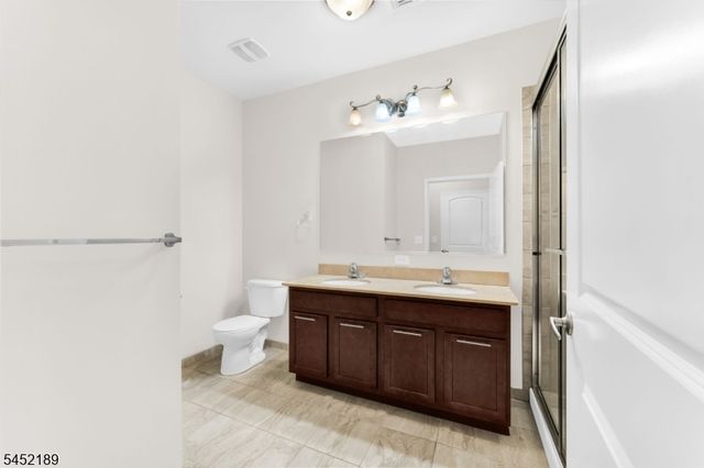 102 E Elizabeth Ave 309, Linden City, NJ 07036