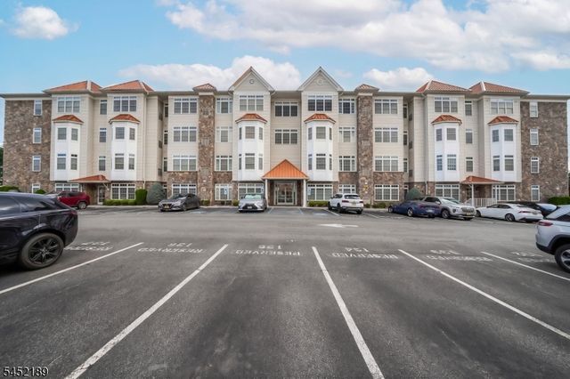 102 E Elizabeth Ave 309, Linden City, NJ 07036