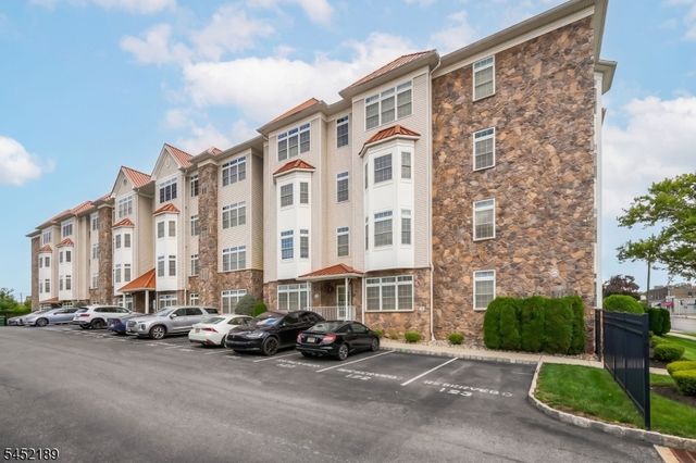 102 E Elizabeth Ave 309, Linden City, NJ 07036