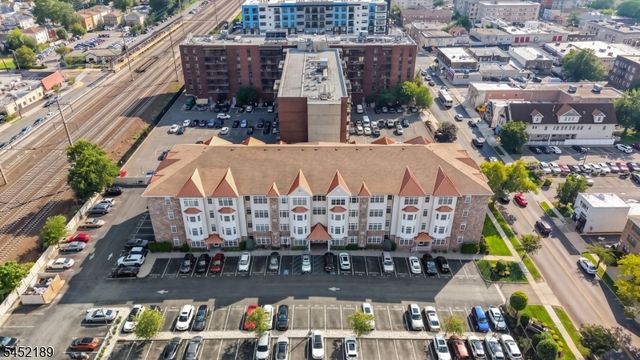 102 E Elizabeth Ave 309, Linden City, NJ 07036