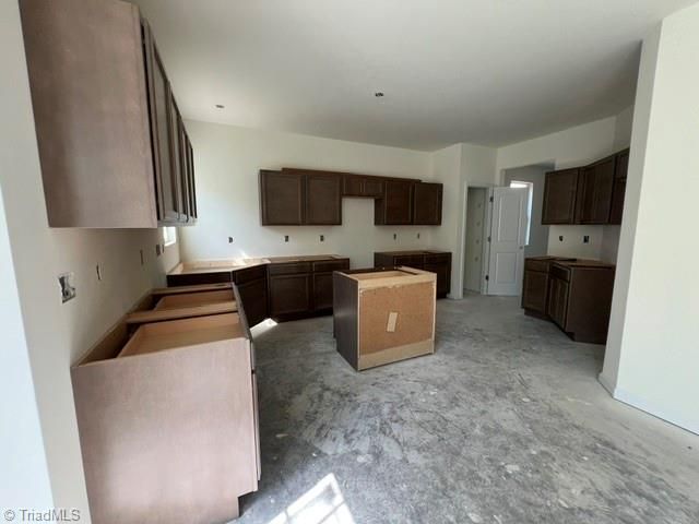 127 Scenic View Trail, Madison, NC 27025
