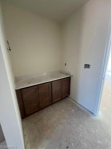 127 Scenic View Trail, Madison, NC 27025