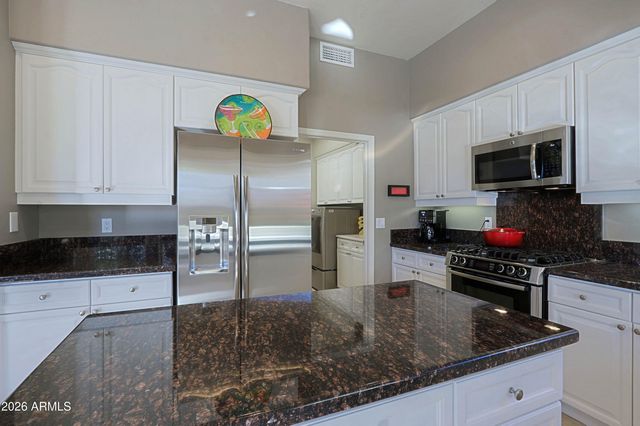 6943 E MIGHTY SAGUARO Way, Scottsdale, AZ 85266