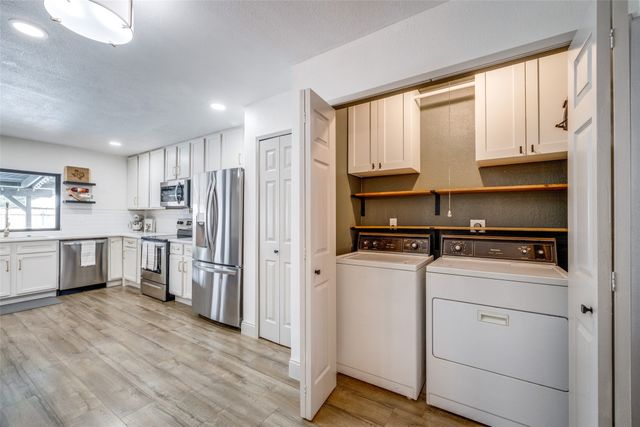726 W Crossland Boulevard, Grand Prairie, TX 75052