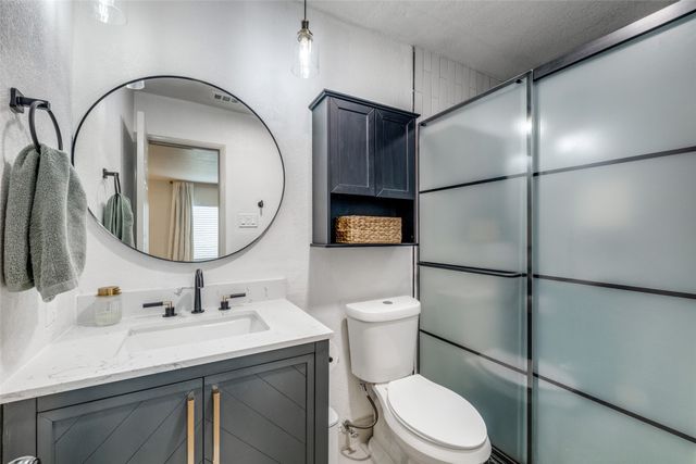 726 W Crossland Boulevard, Grand Prairie, TX 75052