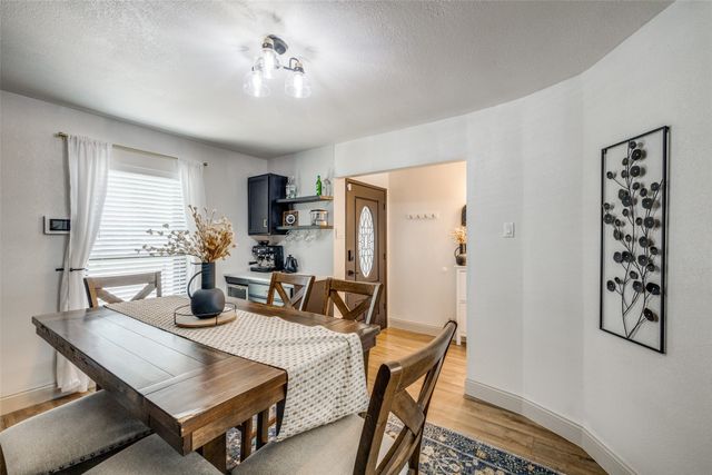 726 W Crossland Boulevard, Grand Prairie, TX 75052