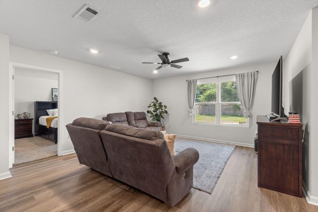 5445 Jenee Court, Crestview, FL 32539