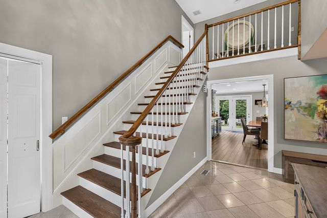 42 Mountain View Road, Leominster, MA 01453