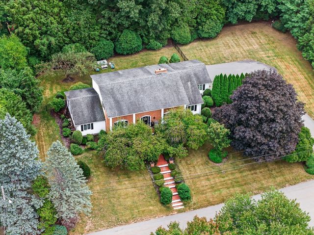 42 Mountain View Road, Leominster, MA 01453