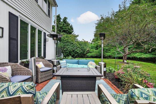 42 Mountain View Road, Leominster, MA 01453