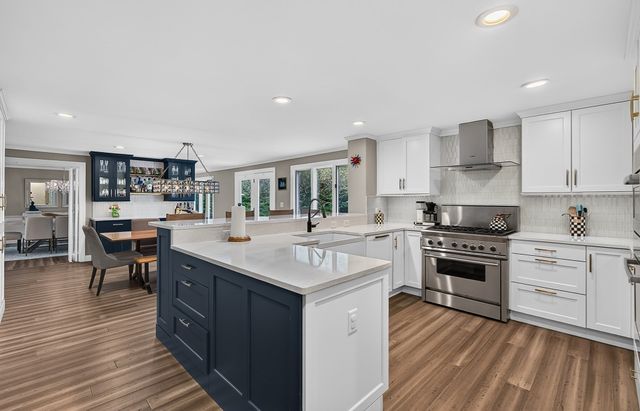 42 Mountain View Road, Leominster, MA 01453