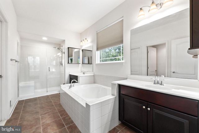 18 FARMVIEW DR, Stafford, VA 22554