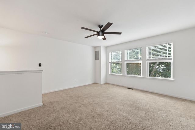 18 FARMVIEW DR, Stafford, VA 22554