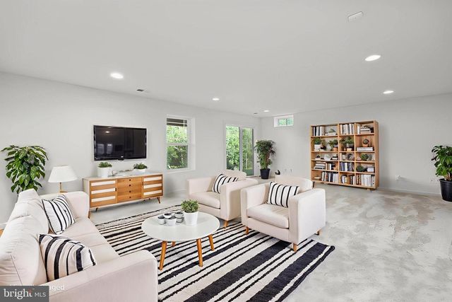 18 FARMVIEW DR, Stafford, VA 22554