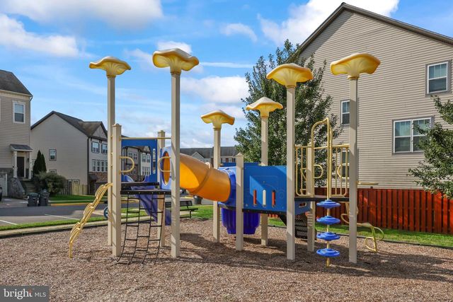 18 FARMVIEW DR, Stafford, VA 22554