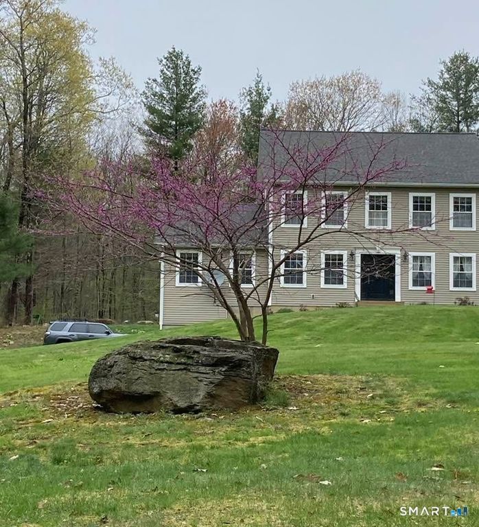 19 Mihaliak Rd Extension, Willington, CT 06279