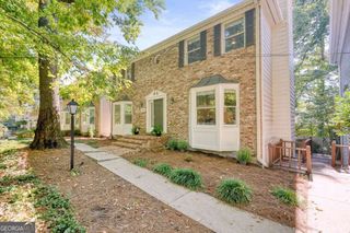 2380 Defoors Ferry Road NW, Atlanta, GA 30318