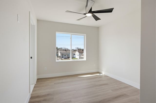 30489 Brush Street, Madison Heights, MI 48071