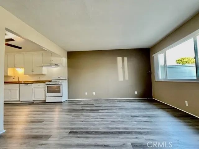 7732 Cypress B, Huntington Beach, CA 92647