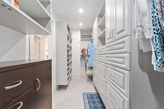 6460 SE Harbor Circle, Stuart, FL 34996