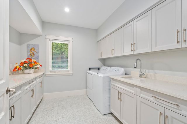 6460 SE Harbor Circle, Stuart, FL 34996