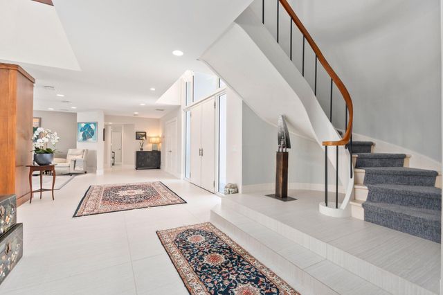 6460 SE Harbor Circle, Stuart, FL 34996