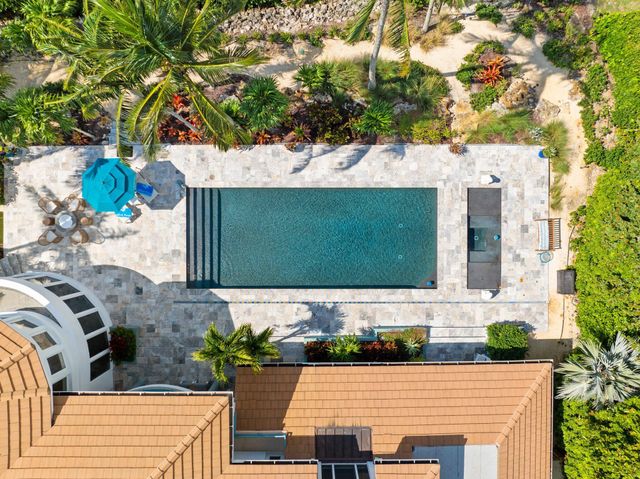 6460 SE Harbor Circle, Stuart, FL 34996