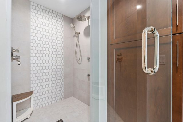 6460 SE Harbor Circle, Stuart, FL 34996