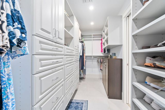 6460 SE Harbor Circle, Stuart, FL 34996