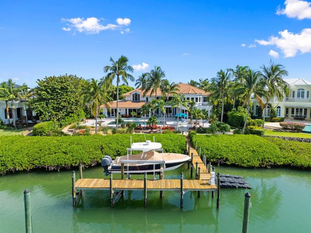 6460 SE Harbor Circle, Stuart, FL 34996
