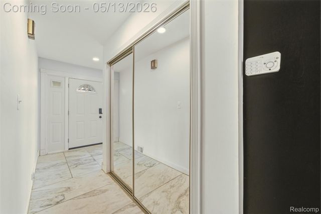 2195 Strader Drive, West Bloomfield Charter Township, MI 48324
