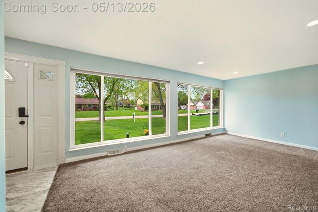 2195 Strader Drive, West Bloomfield Charter Township, MI 48324