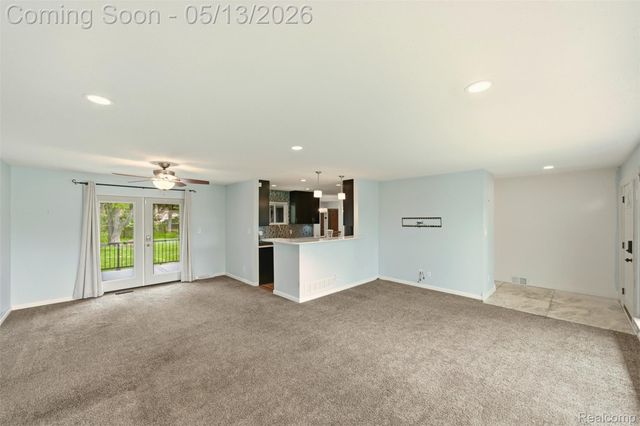 2195 Strader Drive, West Bloomfield Charter Township, MI 48324