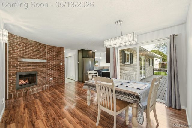 2195 Strader Drive, West Bloomfield Charter Township, MI 48324