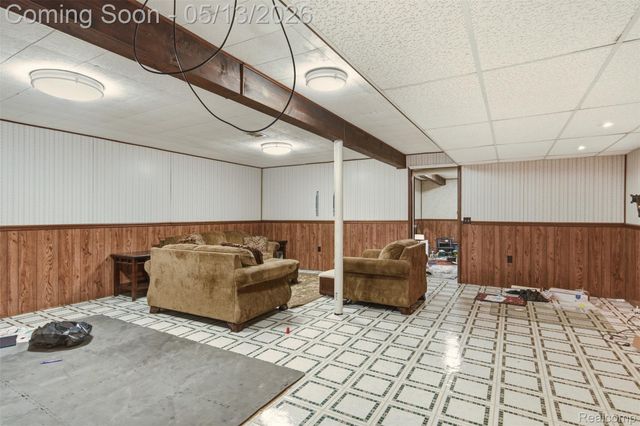 2195 Strader Drive, West Bloomfield Charter Township, MI 48324