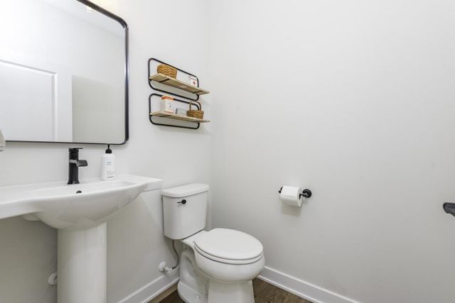 9029 Creekside CIRCLE, Pleasant Prairie, WI 53158