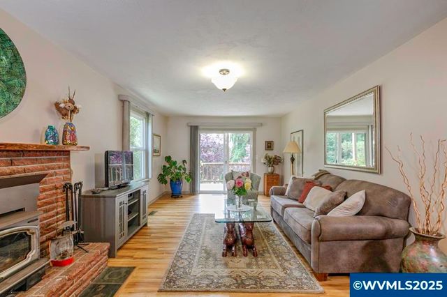 4836 Orchard Heights Rd NW, Salem, OR 97304