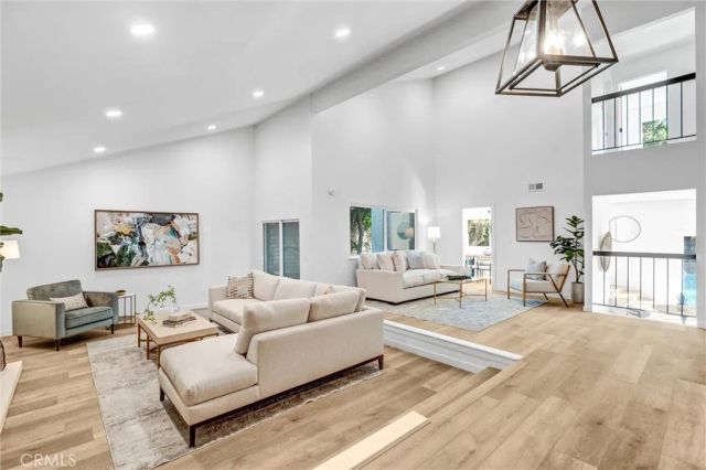 27064 Esward Drive, Calabasas, CA 91301