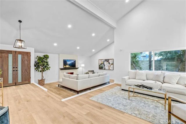 27064 Esward Drive, Calabasas, CA 91301
