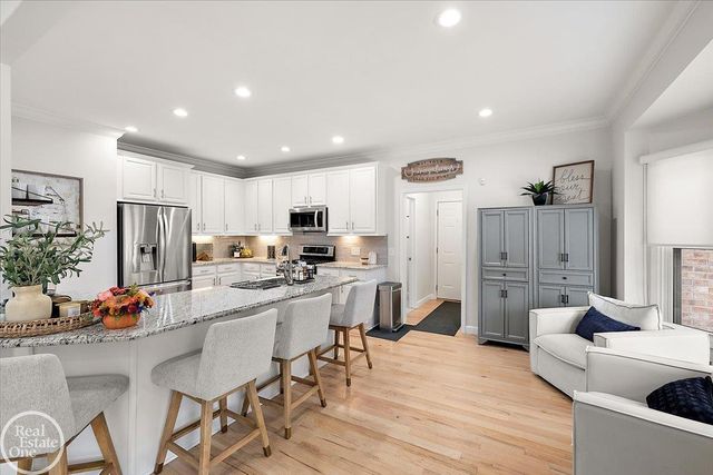 8600 Invitational Drive, Washington Twp, MI 48094